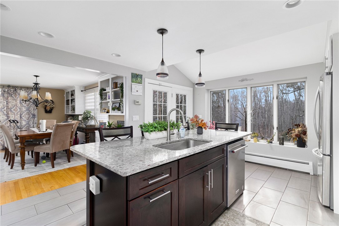 17 Evergreen Road Lincoln, RI 02865 - Photo 14 of 36 Gallery Image 14