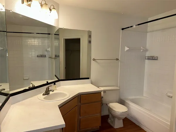 $1,150 | 6000 Shepherd Mountain Cove, Unit 1004, Austin, TX 78730