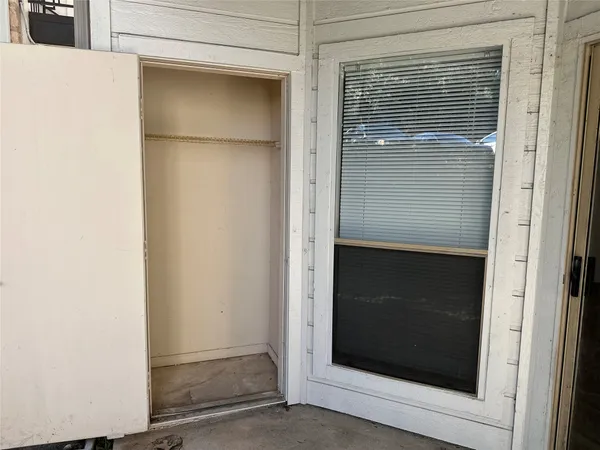 $1,150 | 6000 Shepherd Mountain Cove, Unit 1004, Austin, TX 78730