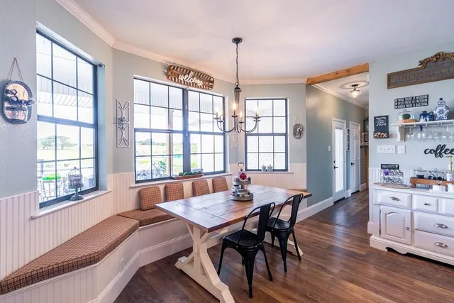 $899,000 | 15181 County Road 4058, Kemp, TX 75143