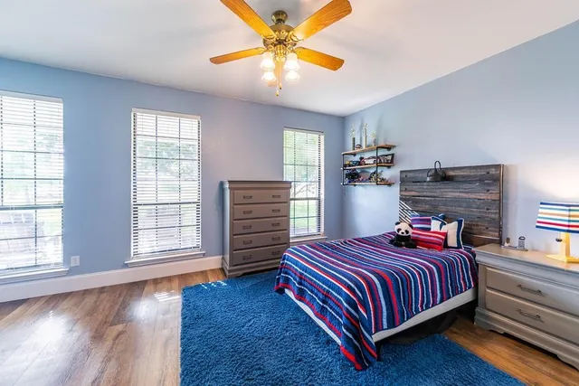 $899,000 | 15181 County Road 4058, Kemp, TX 75143