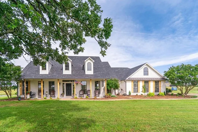 $899,000 | 15181 County Road 4058, Kemp, TX 75143