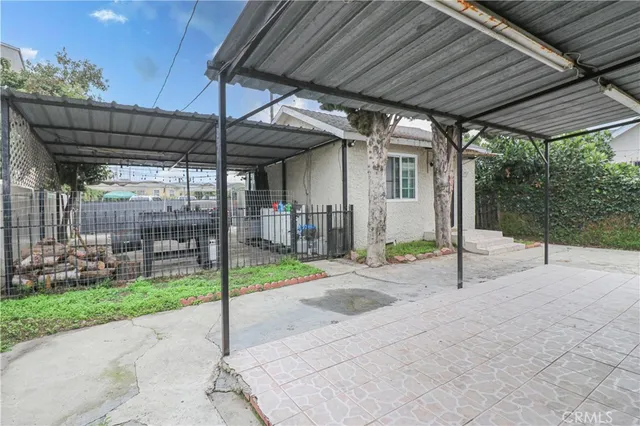 $825,000 | 1450 North Peterson Avenue, Long Beach, CA 90813