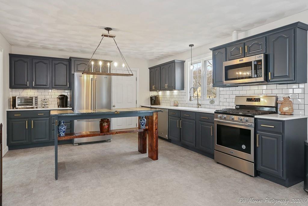 11 Old County Road Salisbury, MA 01952 - Photo 7 of 39 Gallery Image 7