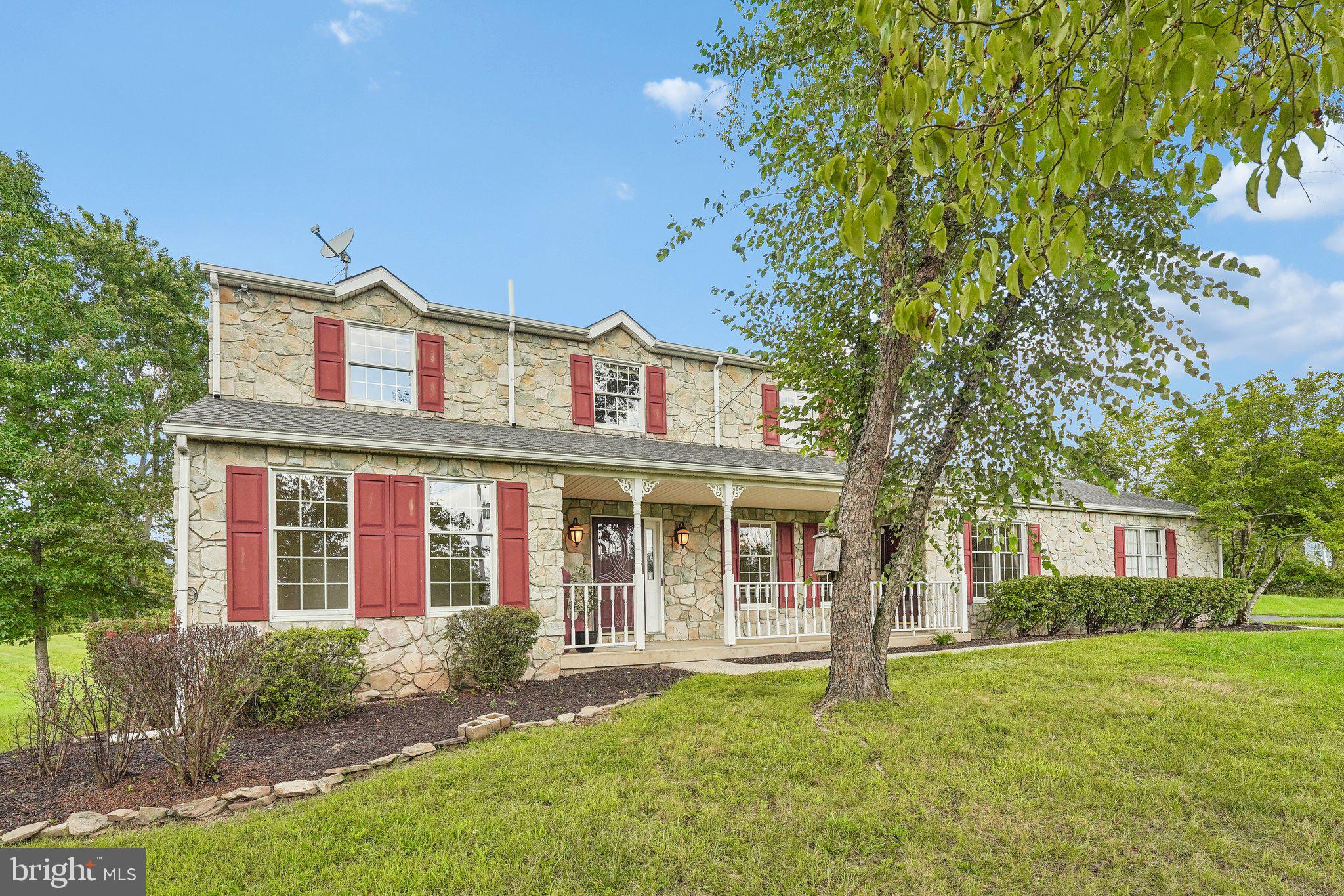 857 Heimbach Road Perkiomenville, PA 18074 - Photo 4 of 69 Gallery Image 4