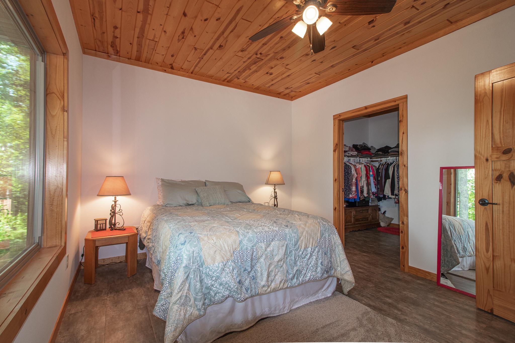22281 Shadow Point Emily, MN 56447 - Photo 10 of 47