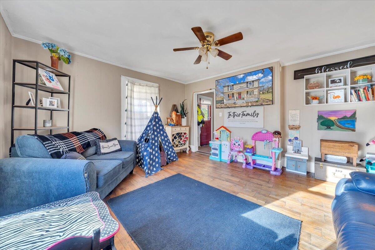 1315-1319 Liberty Road Northeast Roanoke, VA 24012 - Photo 2 of 39 03-MIB06840