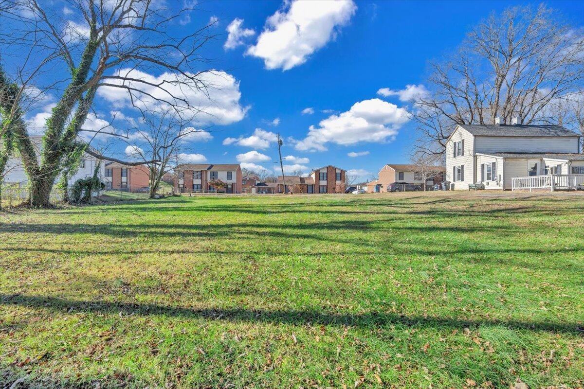 1315-1319 Liberty Road Northeast Roanoke, VA 24012 - Photo 29 of 39 33-MIB06681