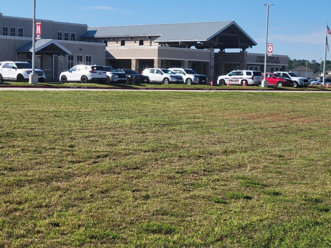 16843 Bristle Cone Way Conroe, TX 77302 - Photo 35 of 40 How perfect an Elementary school in the Subdivision.