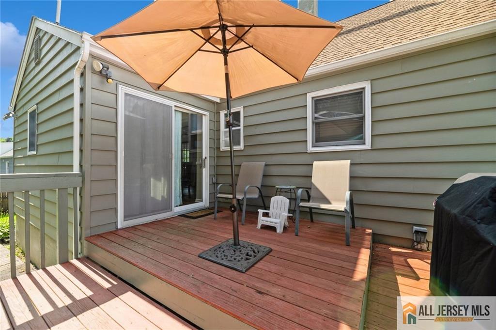 5 Channing Road East Brunswick, NJ 08816 - Photo 22 of 36