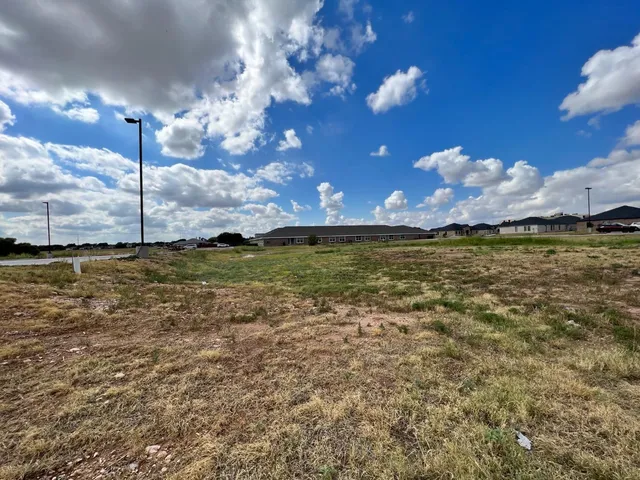 $150,000 | 8712 University, Lubbock, TX 79423