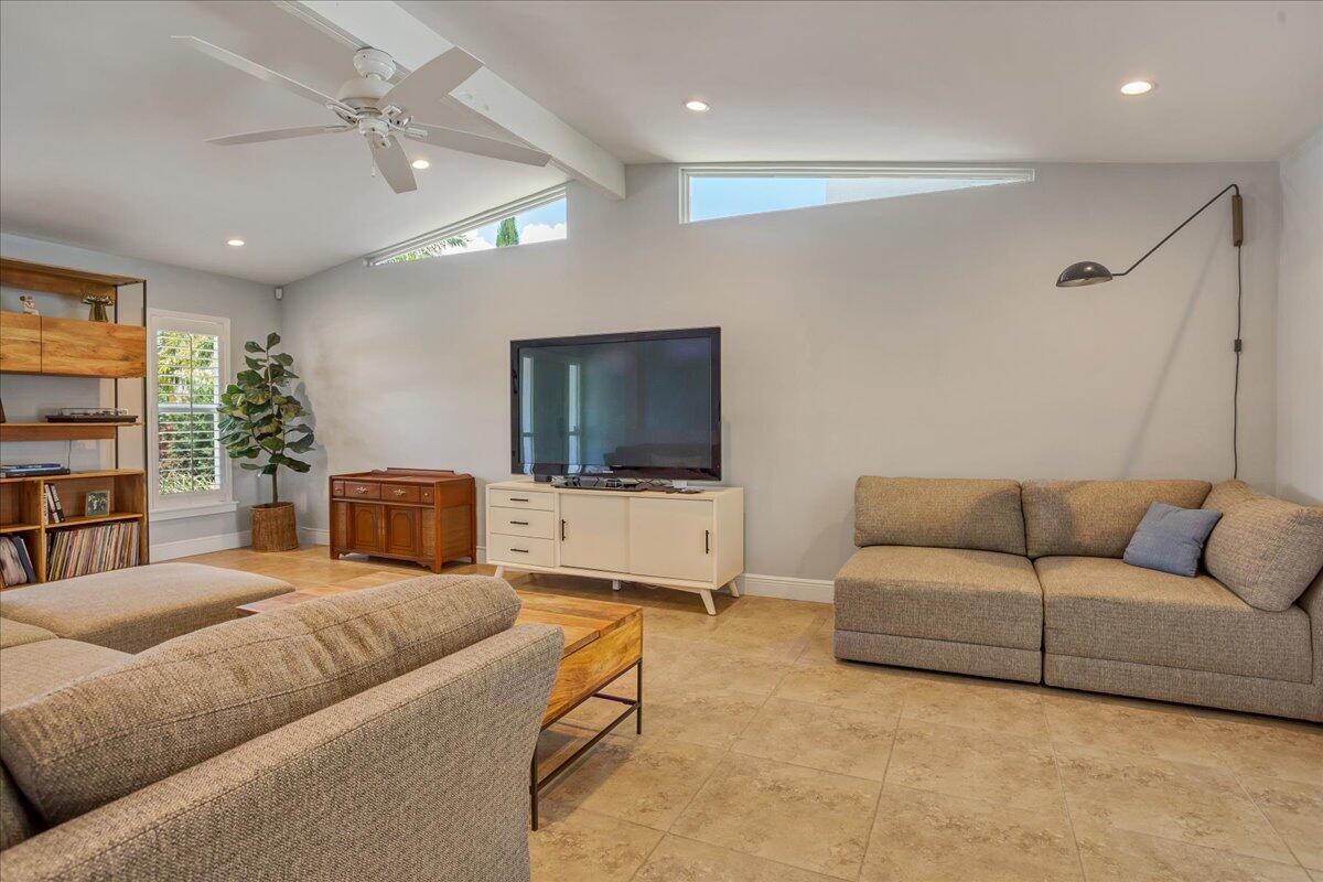 1110 Southwest 15th Street Boca Raton, FL 33486 - Photo 2 of 41 02-IMG_6928