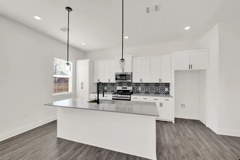 $445,000 | 1106 Begonia Terrace, Unit 1, Austin, TX 78741