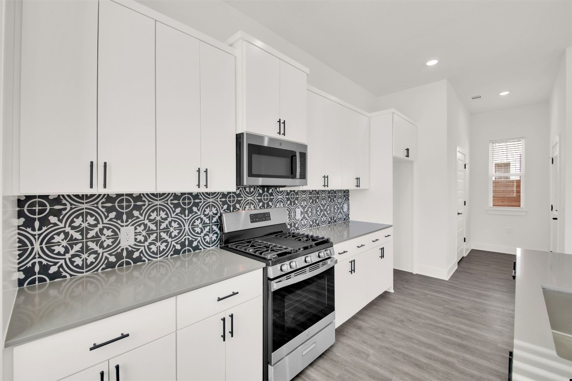 1106 Begonia Terrace, Unit 1 Austin, TX 78741 - Photo 13 of 31