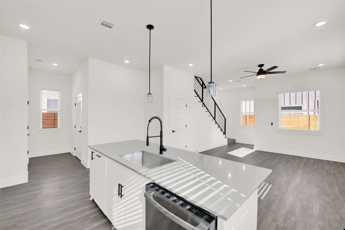 1106 Begonia Terrace, Unit 1 Austin, TX 78741 - Photo 14 of 31