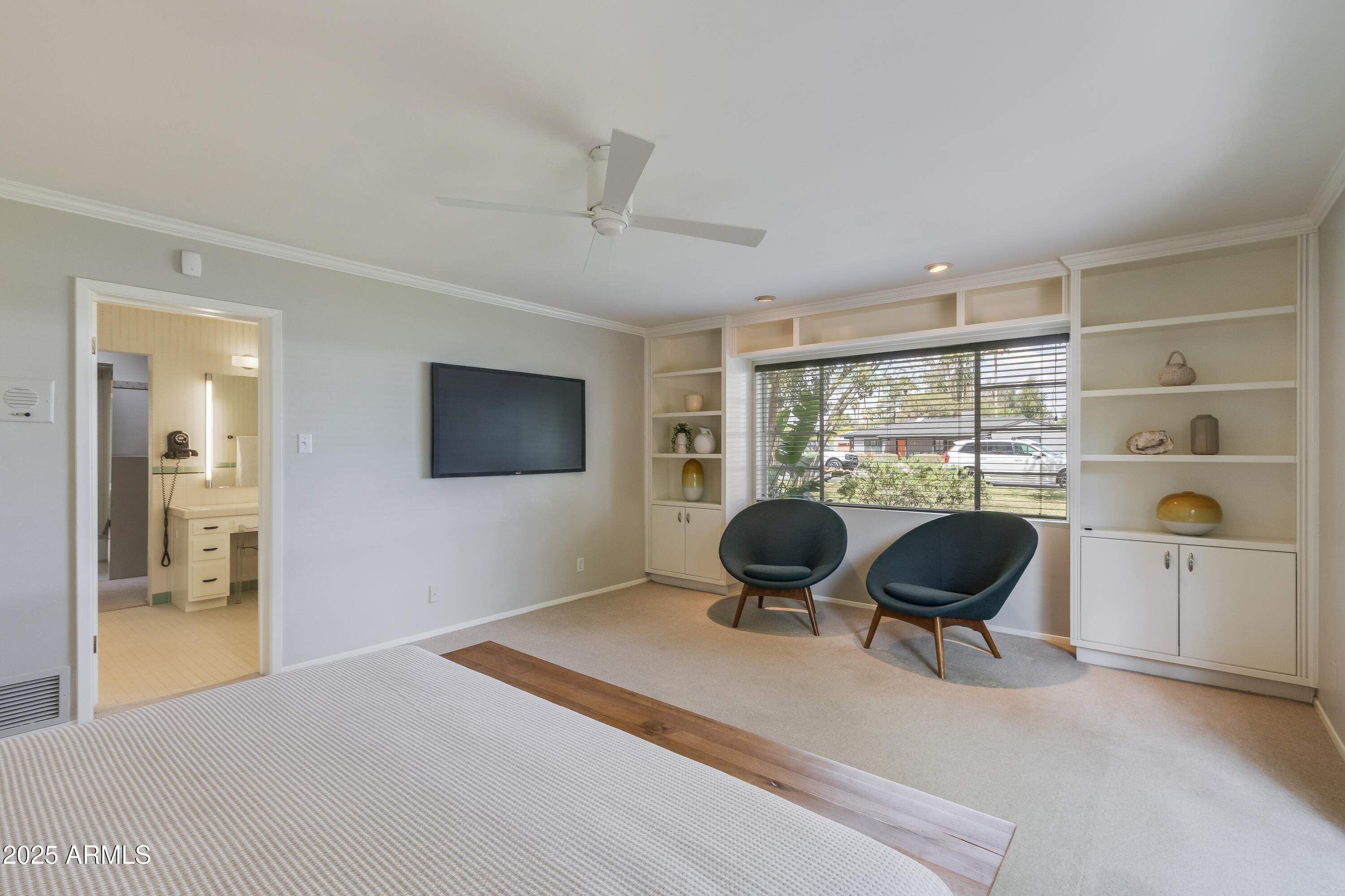 245 West Berridge Lane Phoenix, AZ 85013 - Photo 21 of 50 Primary