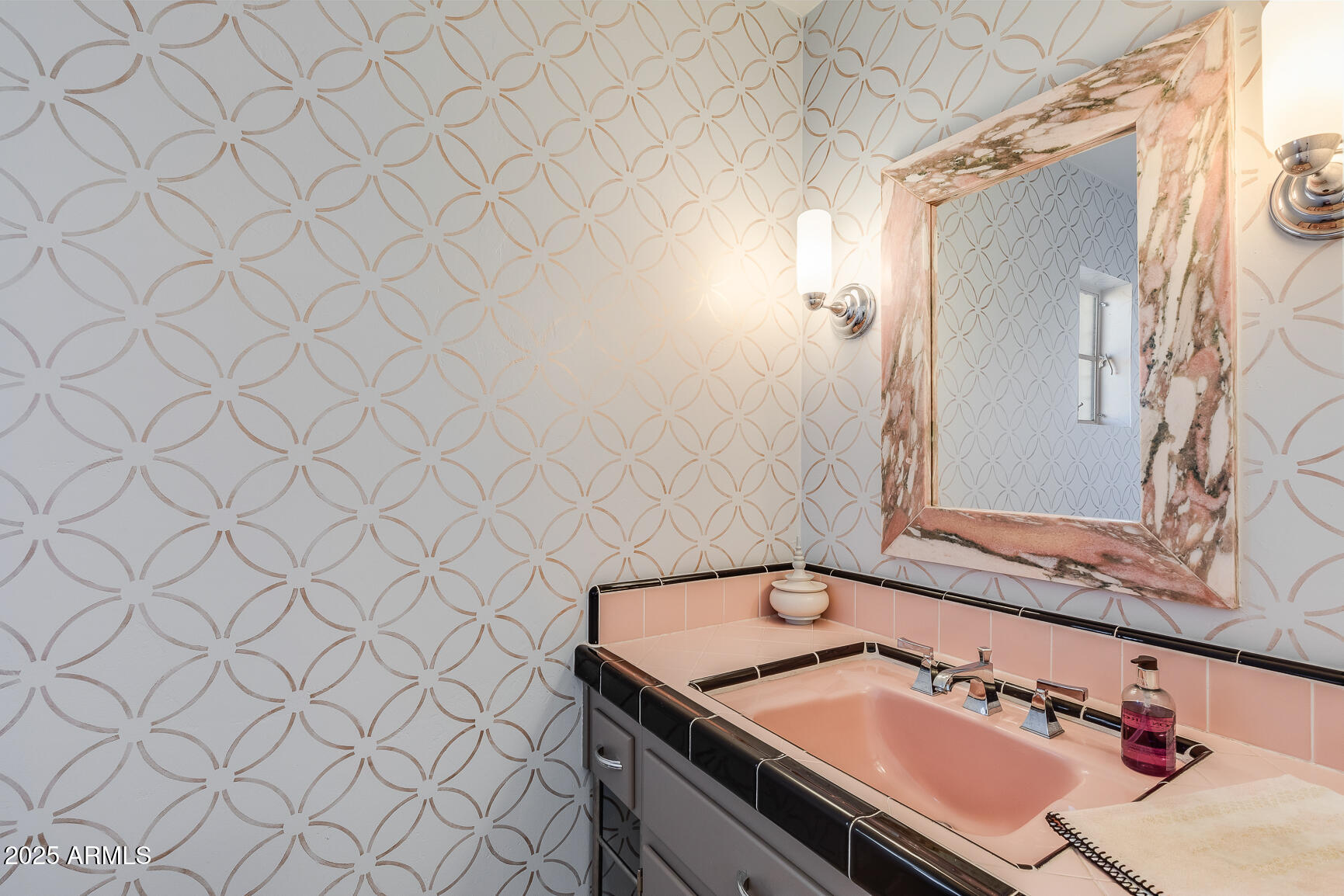 245 West Berridge Lane Phoenix, AZ 85013 - Photo 27 of 50 Powder Room