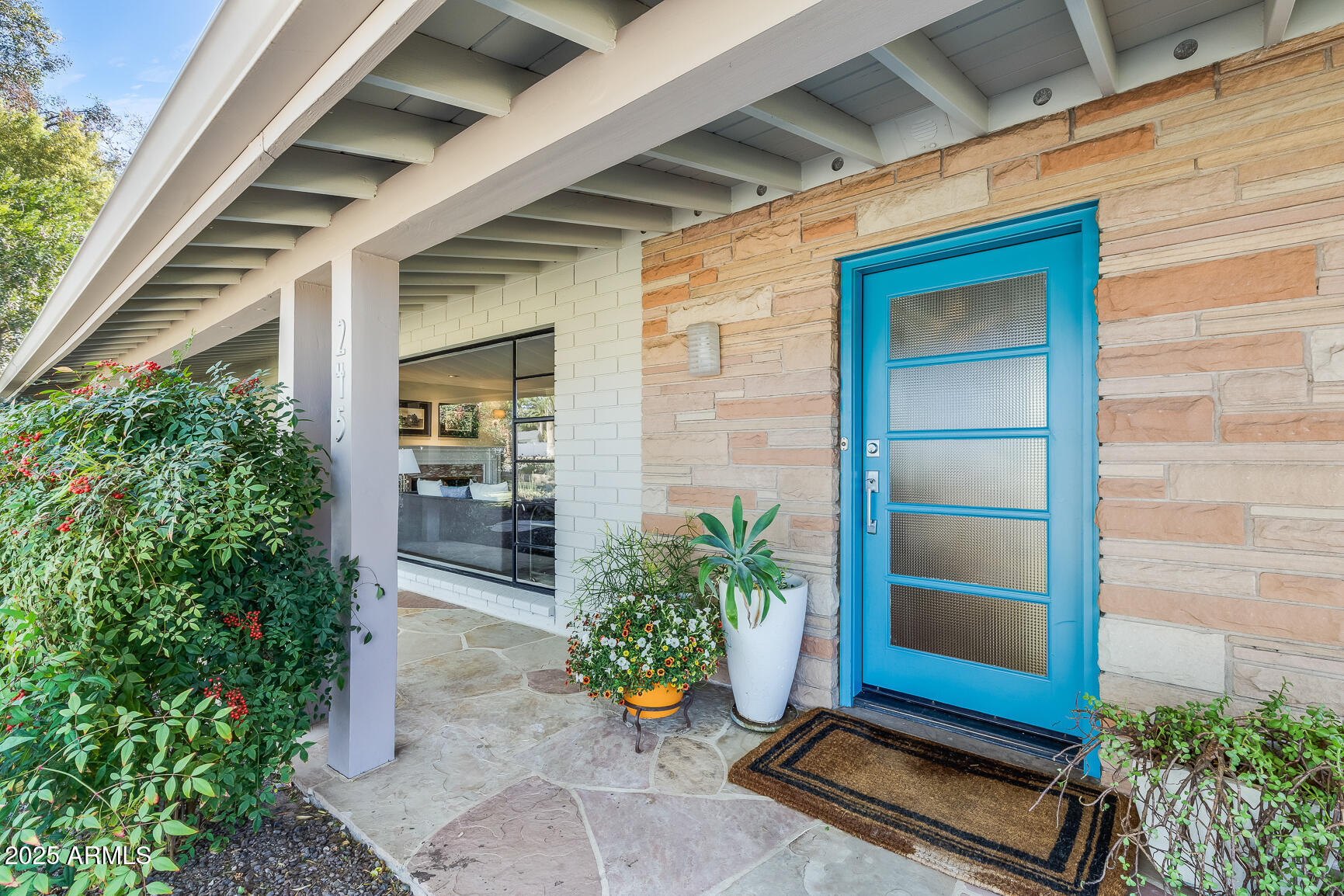 245 West Berridge Lane Phoenix, AZ 85013 - Photo 3 of 50 Entrance