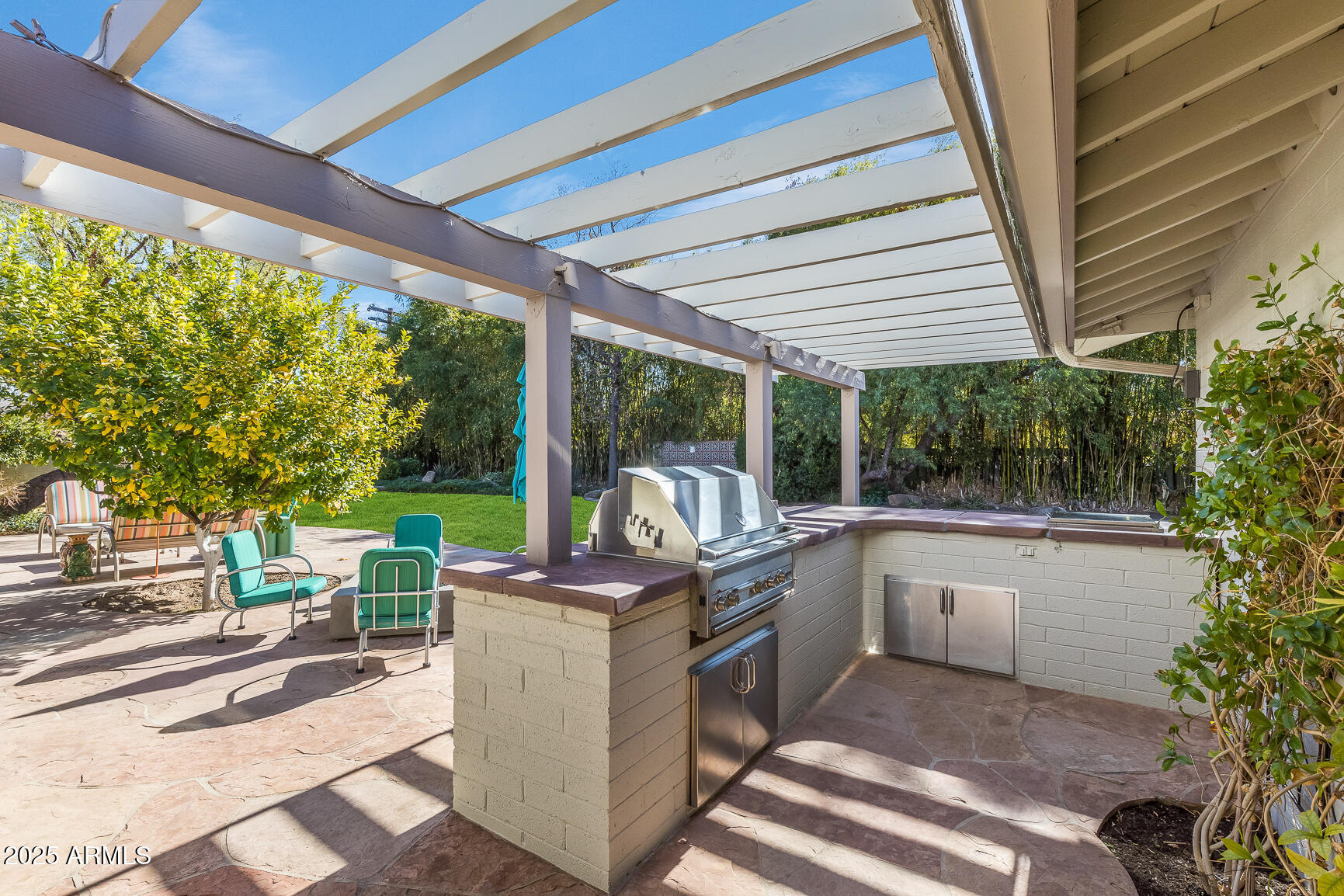 245 West Berridge Lane Phoenix, AZ 85013 - Photo 37 of 50 Outdoor kitchen