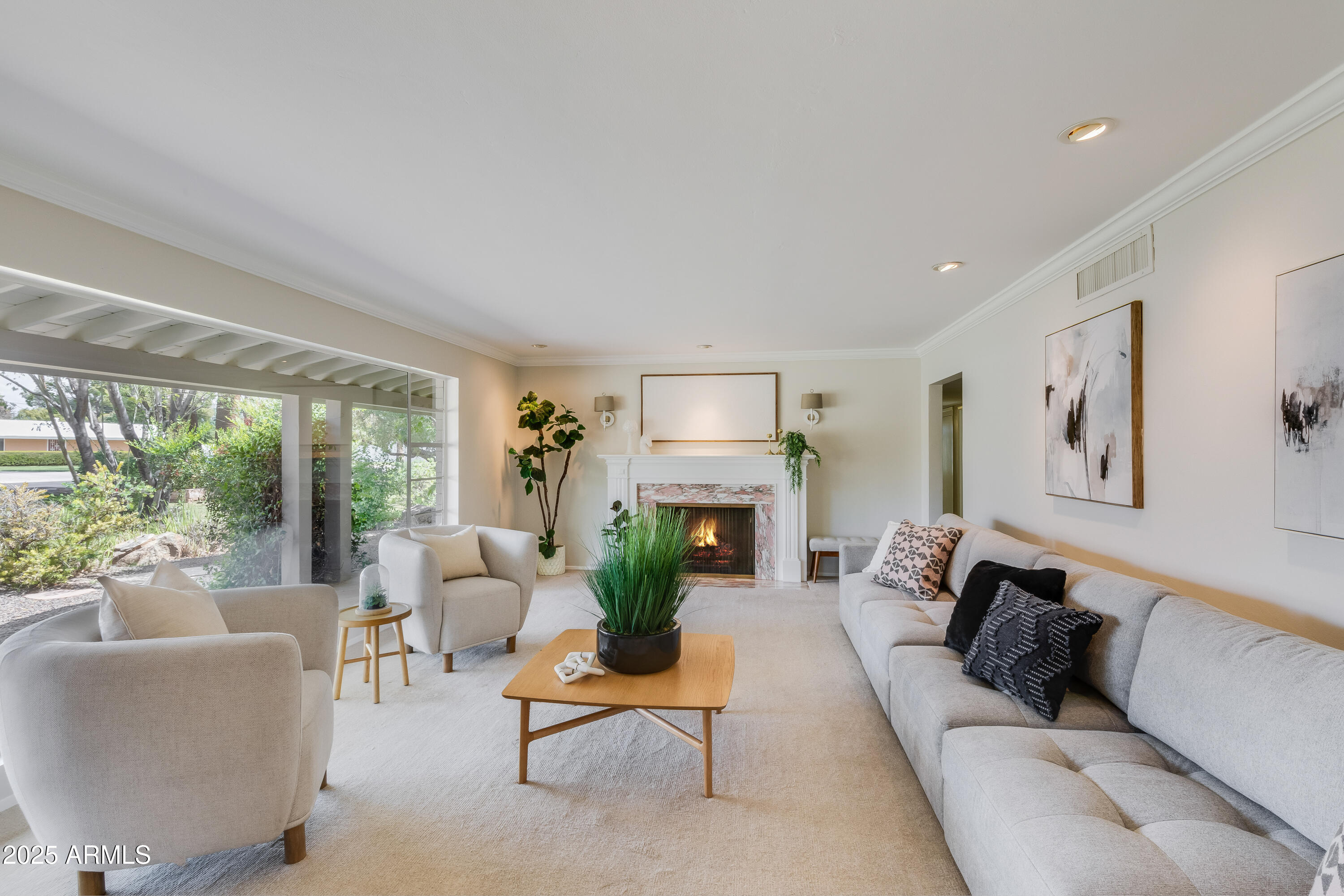 245 West Berridge Lane Phoenix, AZ 85013 - Photo 6 of 50 245 W Berridge-4