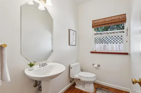$1,265,000 | 814 Cobbler Lane, Petaluma, CA 94952
