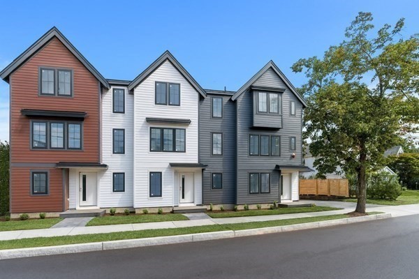 2-18 Elm Street, Unit 6 Newton, MA 02465 - Photo 38 of 40