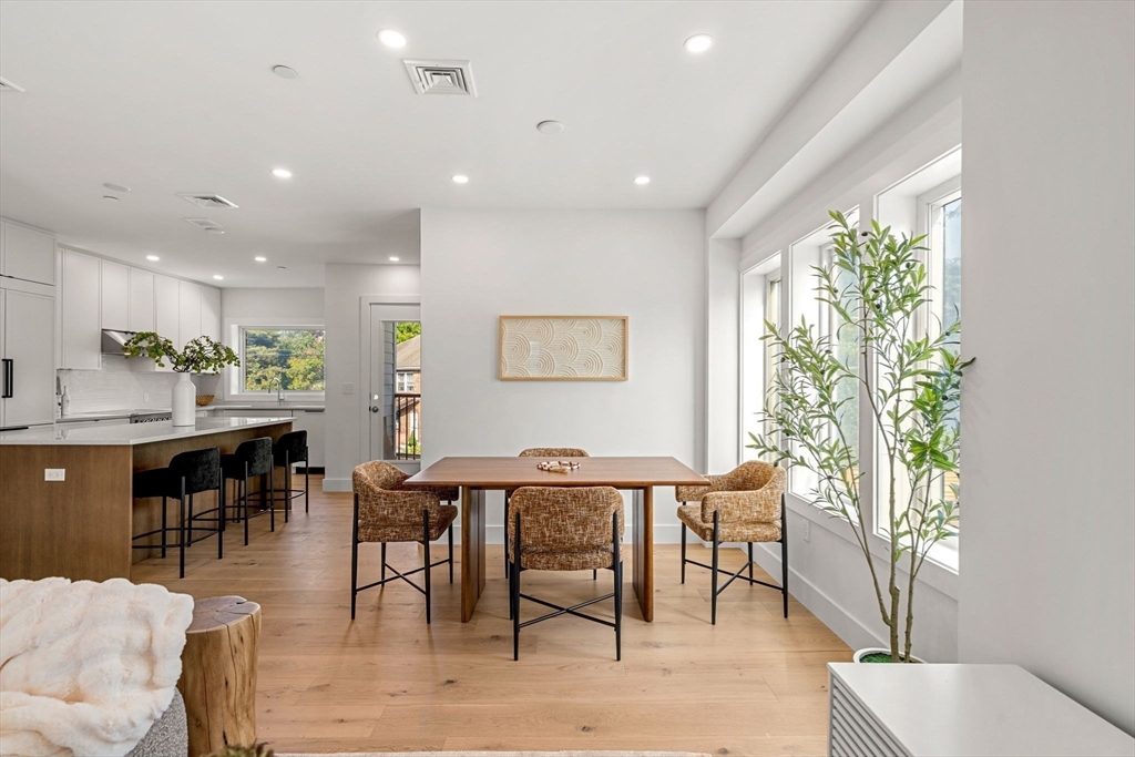 2-18 Elm Street, Unit 6 Newton, MA 02465 - Photo 6 of 40