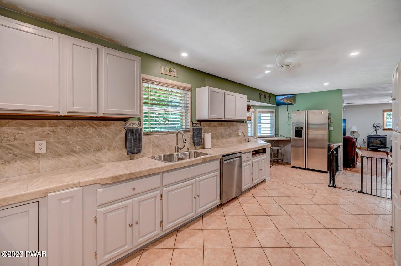 526 Stock Farm Road Lake Ariel, PA 18436 - Photo 19 of 81