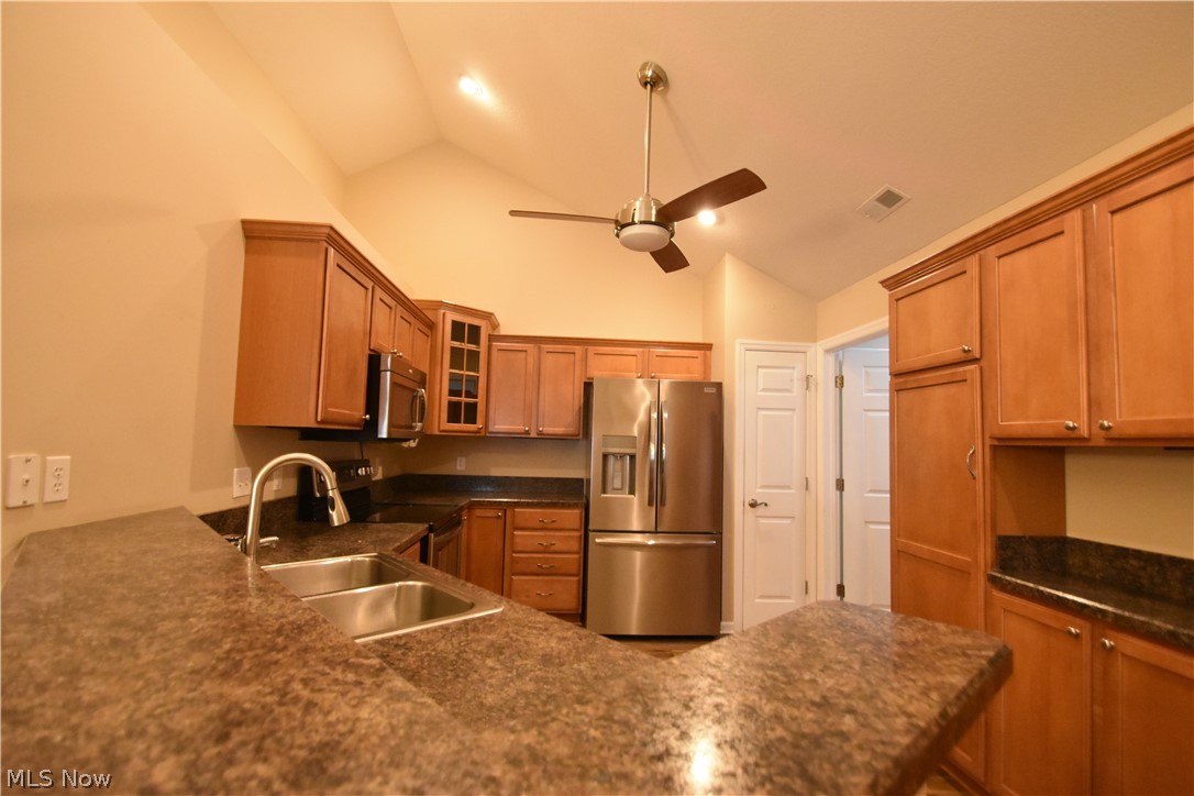 9151 Springfield Road, Unit 1803 Youngstown, OH 44514 - Photo 11 of 27