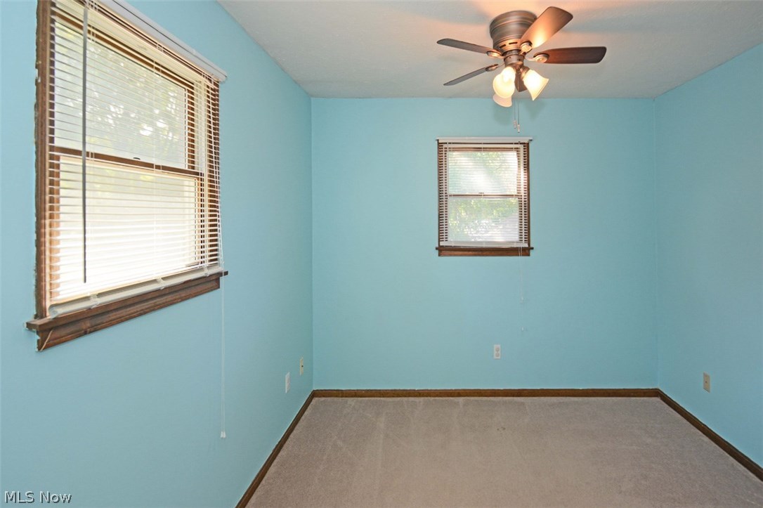 261 Crosse Road Amherst, OH 44001 - Photo 24 of 33