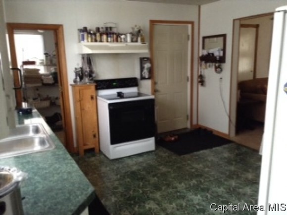 2028 North Peoria Road Springfield, IL 62702 - Photo 7 of 23