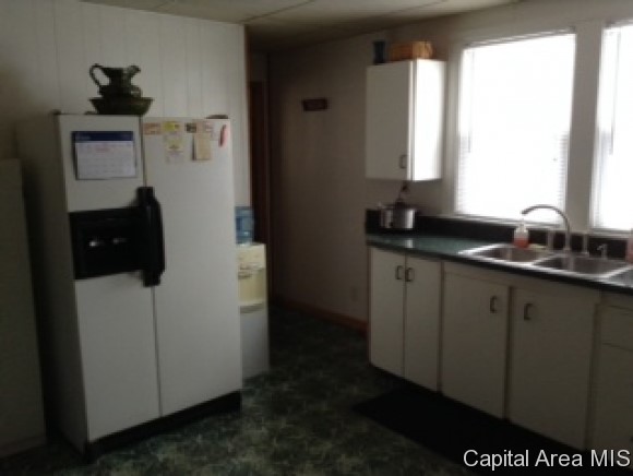 2028 North Peoria Road Springfield, IL 62702 - Photo 10 of 23