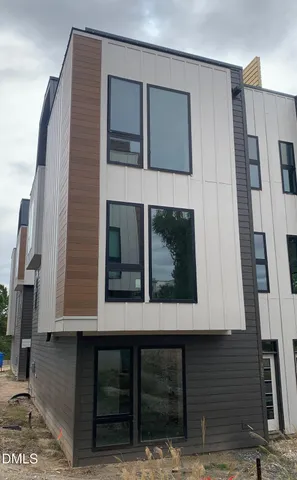 $834,990 | 512 Gordon Street, Unit 901, Durham, NC 27701