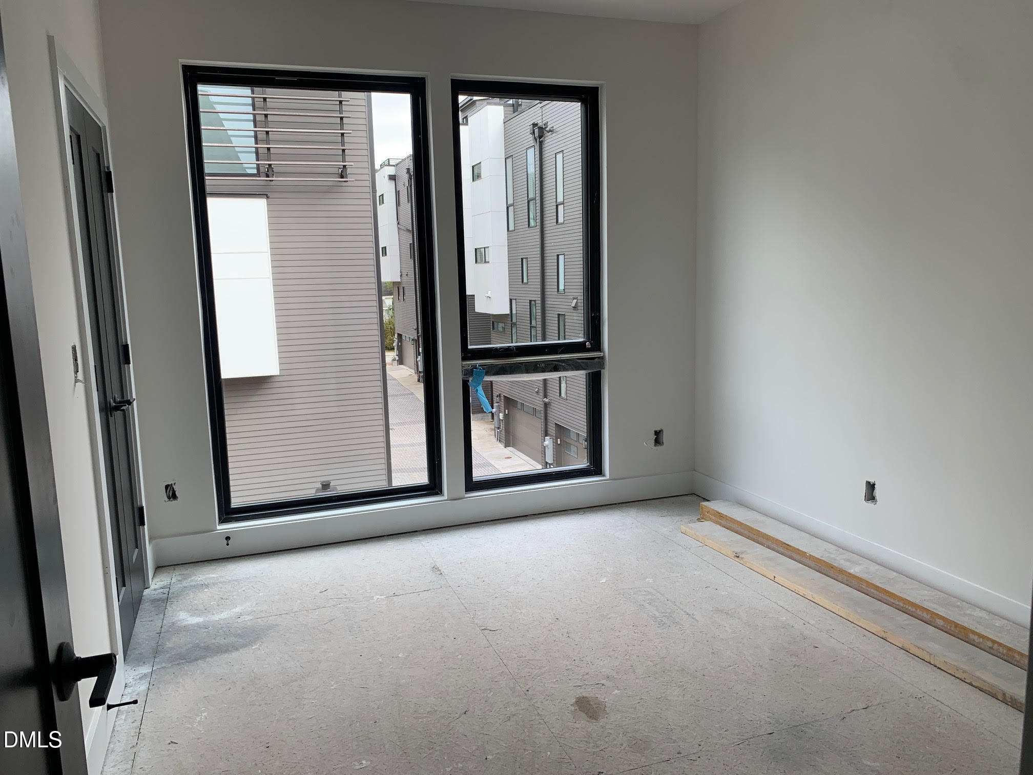 512 Gordon Street, Unit 901 Durham, NC 27701 - Photo 20 of 32 a view of an front door