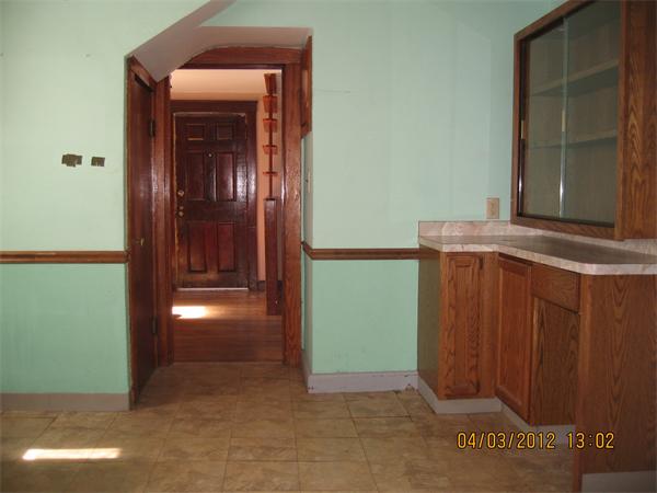 13 Castle Rock Road Saugus, MA 01906 - Photo 3 of 6 Gallery Image 3