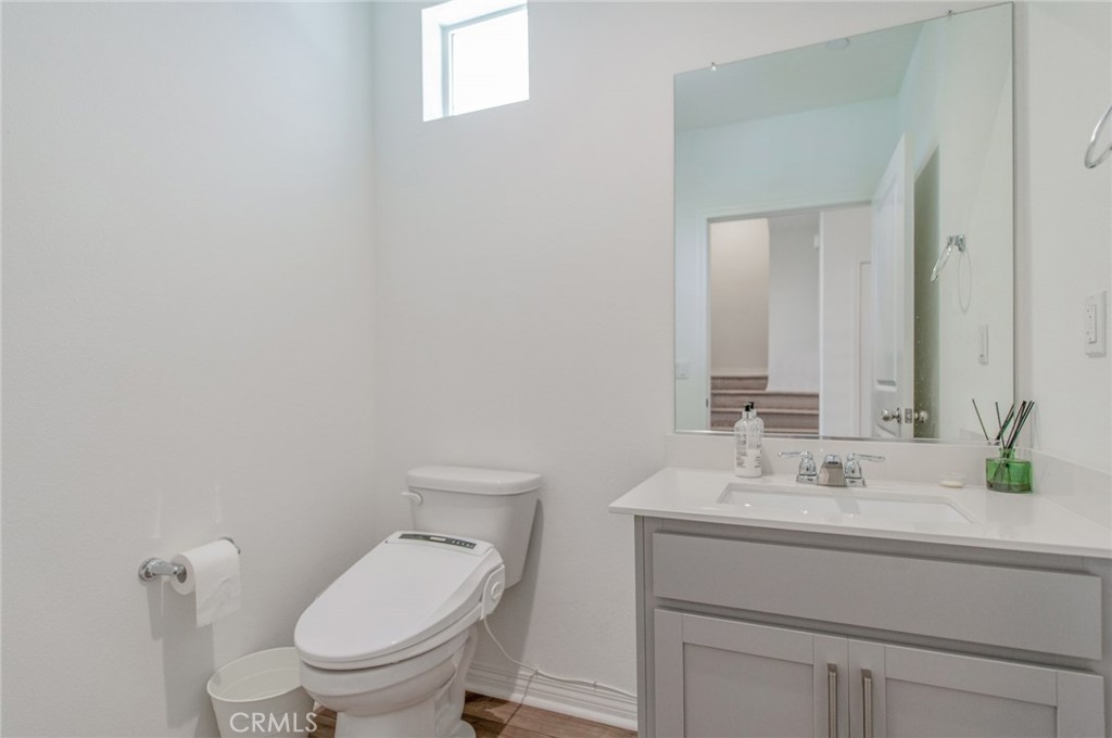 136 Rondo Irvine, CA 92618 - Photo 22 of 54 Gallery Image 22