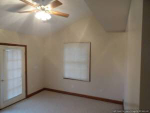 214 Coxton Road Bedford, IN 47421 - Photo 12 of 21