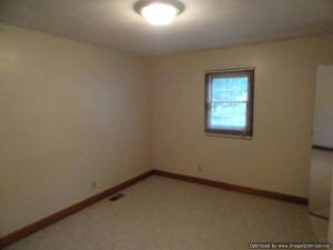 214 Coxton Road Bedford, IN 47421 - Photo 13 of 21