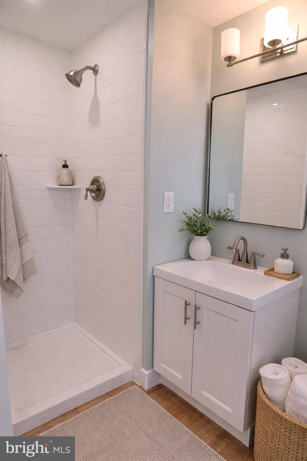 700 Fraser Road Glenside, PA 19038 - Photo 19 of 46 a bathroom with a bathtub and a sink