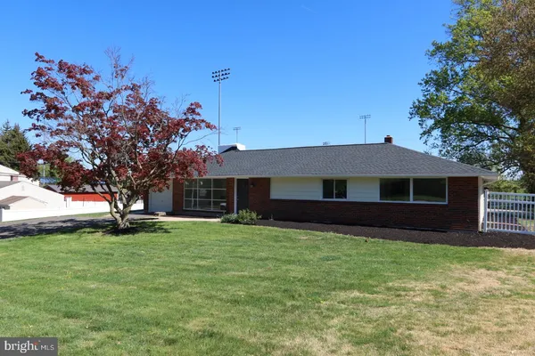 $675,000 | 700 Fraser Road, Glenside, PA 19038