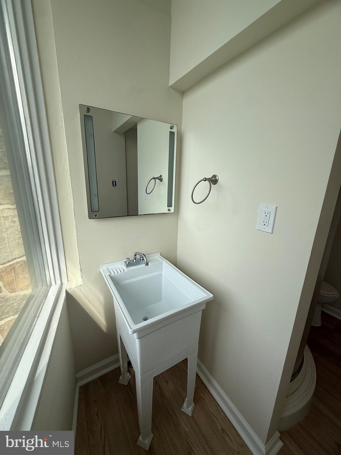 700 Fraser Road Glenside, PA 19038 - Photo 32 of 46 a view of bathroom