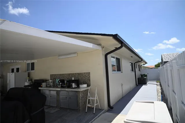 $574,999 | 1417 West 40th Street, Hialeah, FL 33012