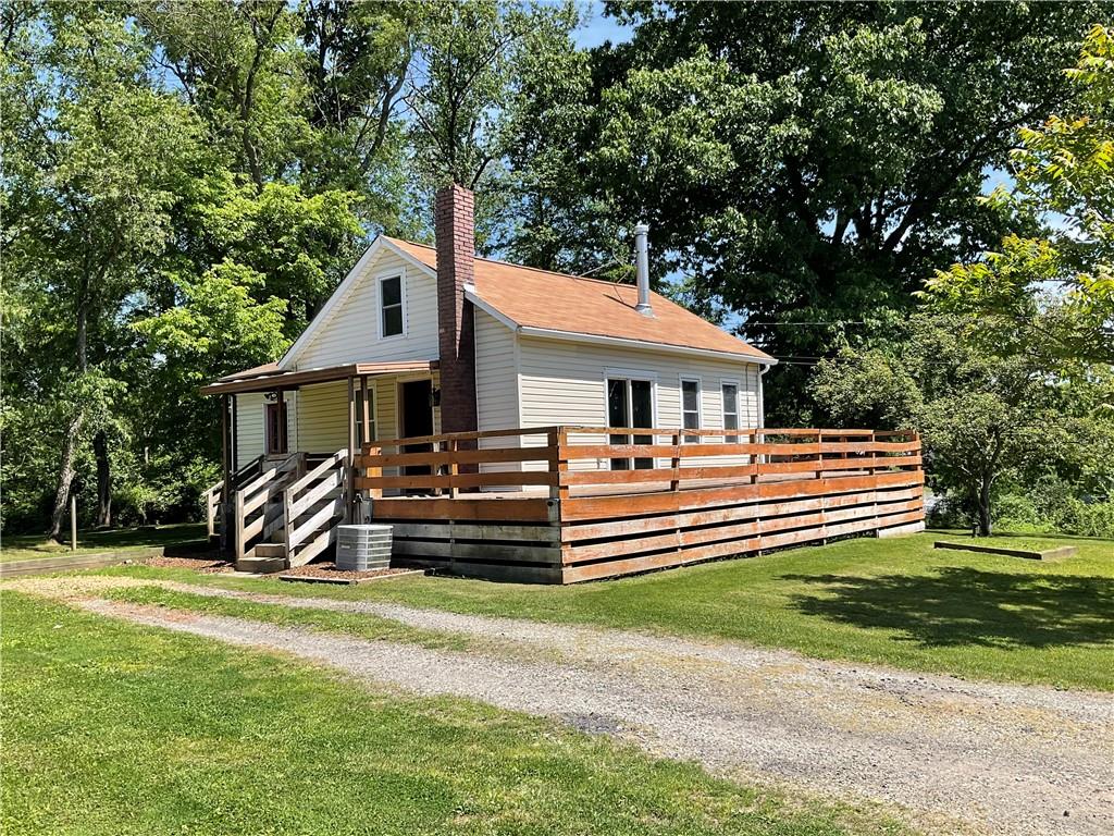 123 McCoy Road Leechburg, PA 15656 - Photo 2 of 22