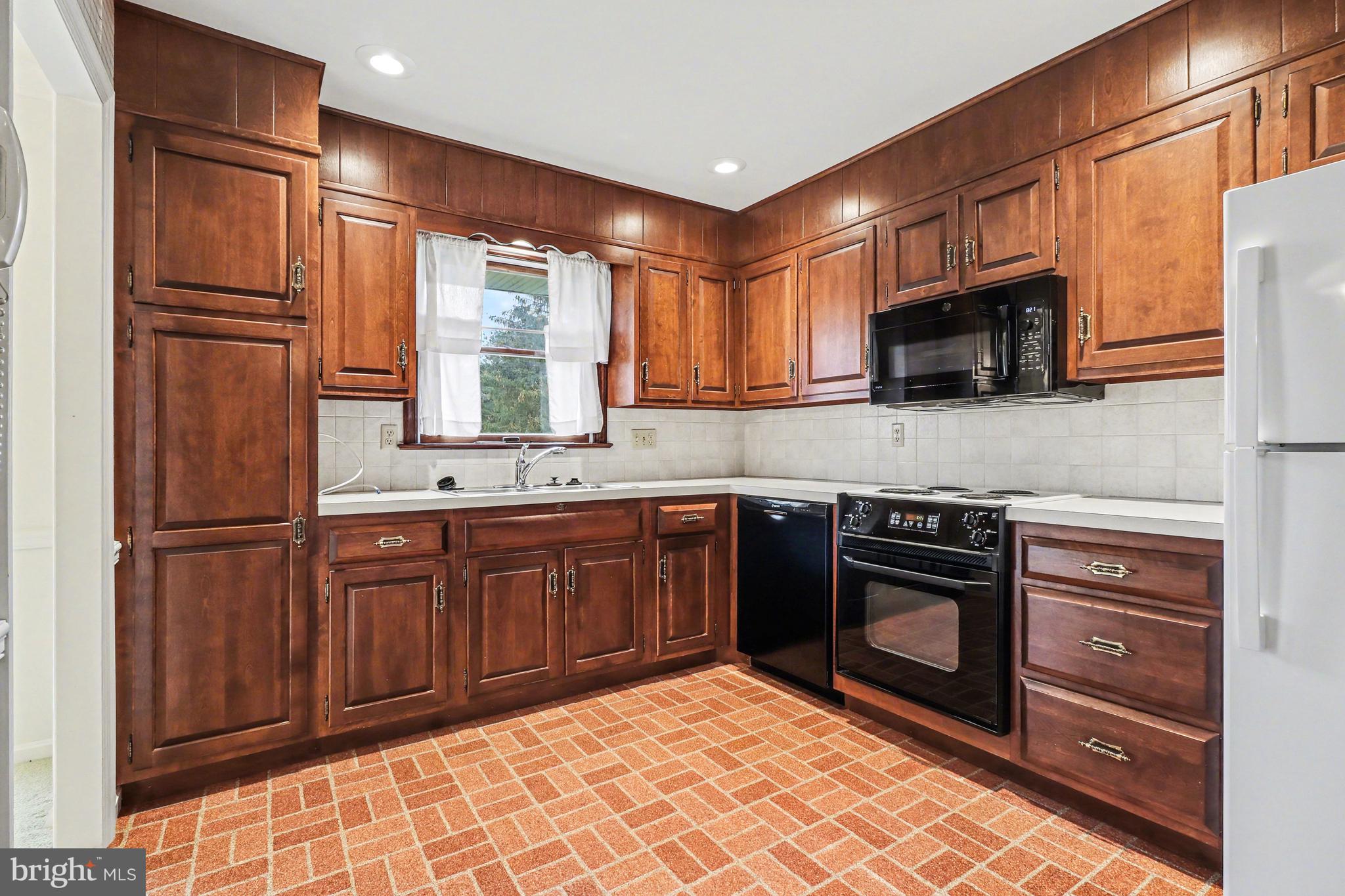 2225 Brockton Road Lancaster, PA 17601 - Photo 11 of 31