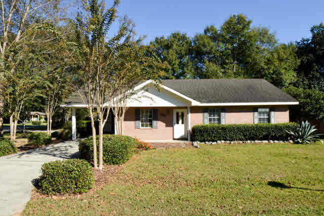 302 North Beech Street Foley, AL 36535 - Photo 1 of 1