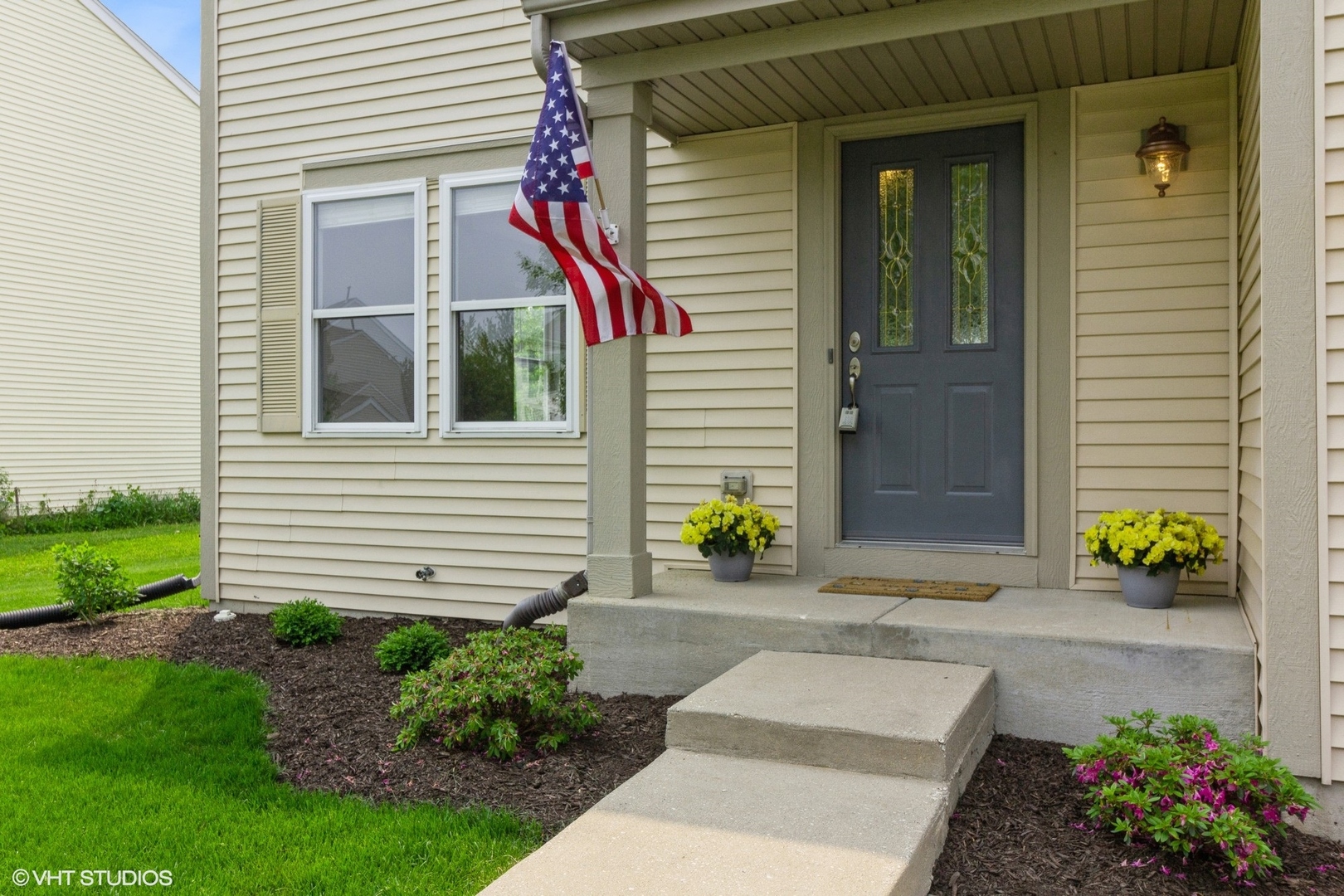 603 Kennedy Street Waterman, IL 60556 - Photo 2 of 25 a front view of a house with patio