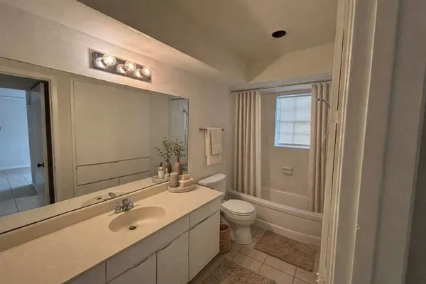 $112,000 | 2605 Marilee Lane, Unit 2, Houston, TX 77057