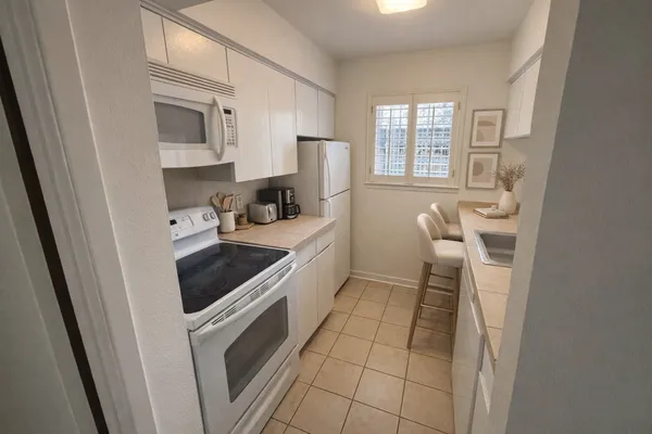 $112,000 | 2605 Marilee Lane, Unit 2, Houston, TX 77057