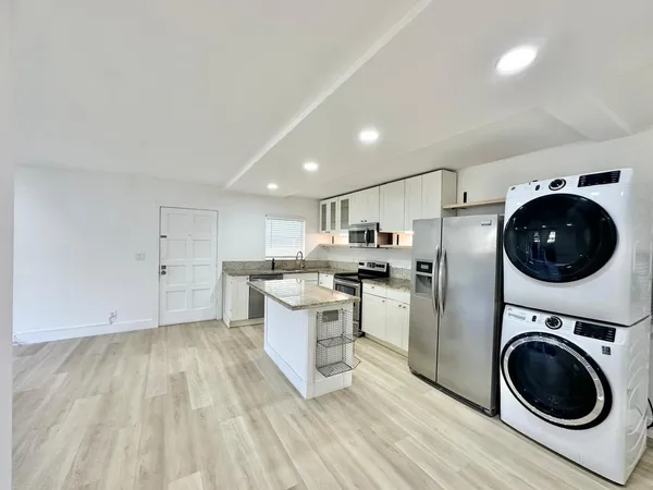$2,400 | 1271 Northwest 13th Street, Unit 361E, Boca Raton, FL 33486