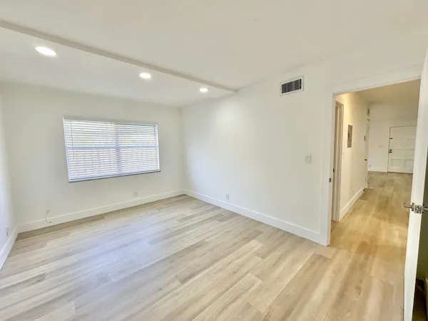 $2,400 | 1271 Northwest 13th Street, Unit 361E, Boca Raton, FL 33486